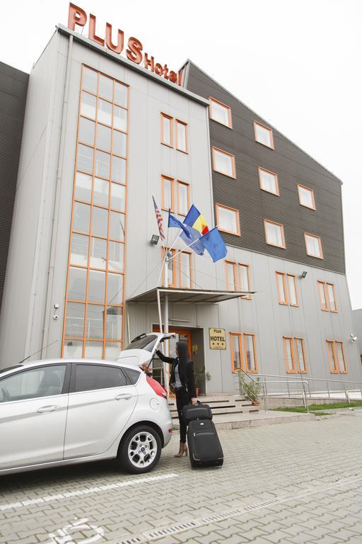 Plus Hotel Craiova Exterior foto
